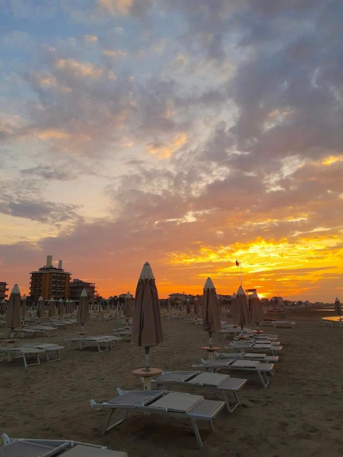 Hotel Criss Rimini Ngoại thất bức ảnh